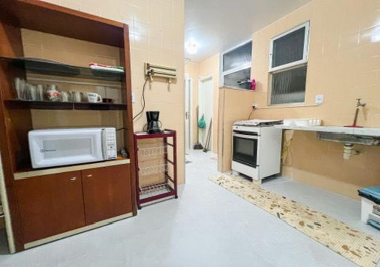 Apartamento Na Praia Do Forte - Poucos Passos Do Mar Кабо Фрио Екстериор снимка